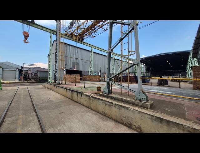 45,182M² FACTORY FOR SALE IN BOKSBURG EAST